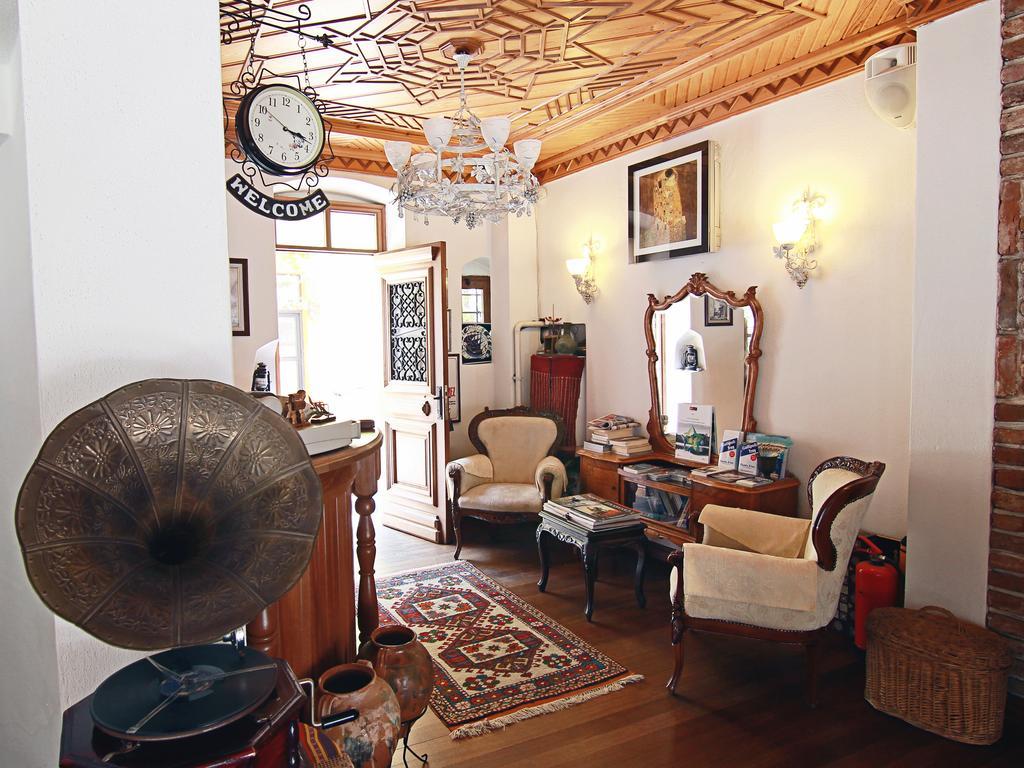 Hotel Des Etrangers - Special Category Canakkale Exterior photo
