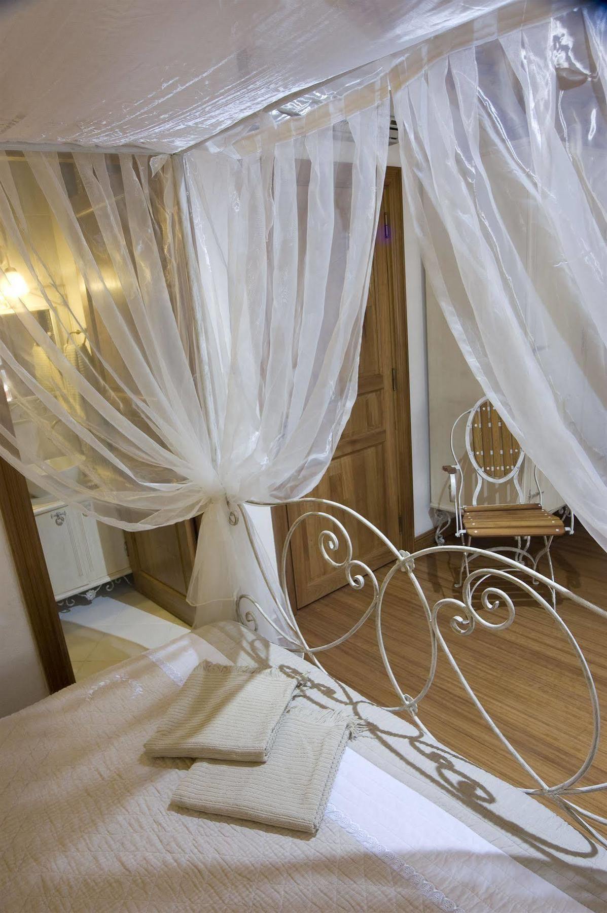 Hotel Des Etrangers - Special Category Canakkale Exterior photo